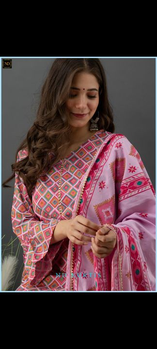 PRINTED KURTI WITH DUPATTA AND PANT uploaded by VASTRAM JAIPUR on 10/13/2021
