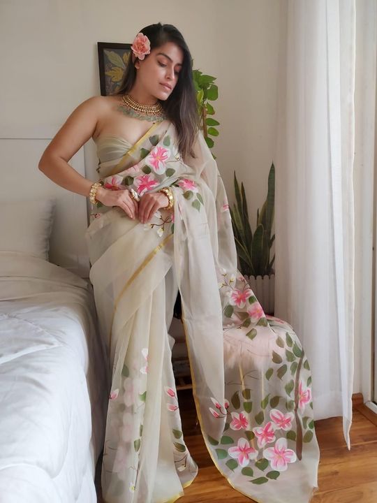 Sarees girlswear uploaded by Best collection on 10/13/2021