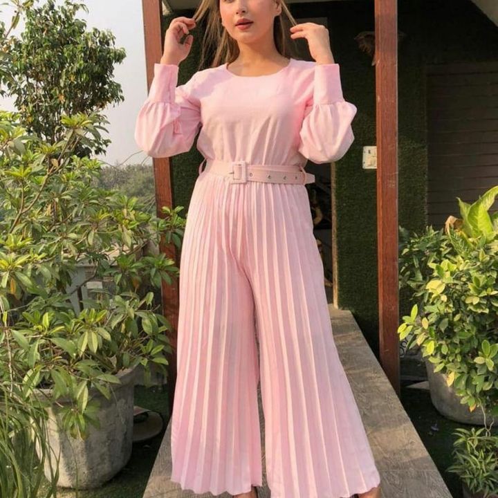 Post image 💓 *😇 Jumpsuits Restocked 😍 Limited period offer❤️**@ ₹650/- - free shipping!* 
Book fstLess prices 😍Size fits till 38 bust |Wash : Normal wash*🦄Quality Premium* 💯🔥Live pics attached
📩 Attach reviews when you receive the product. 💗