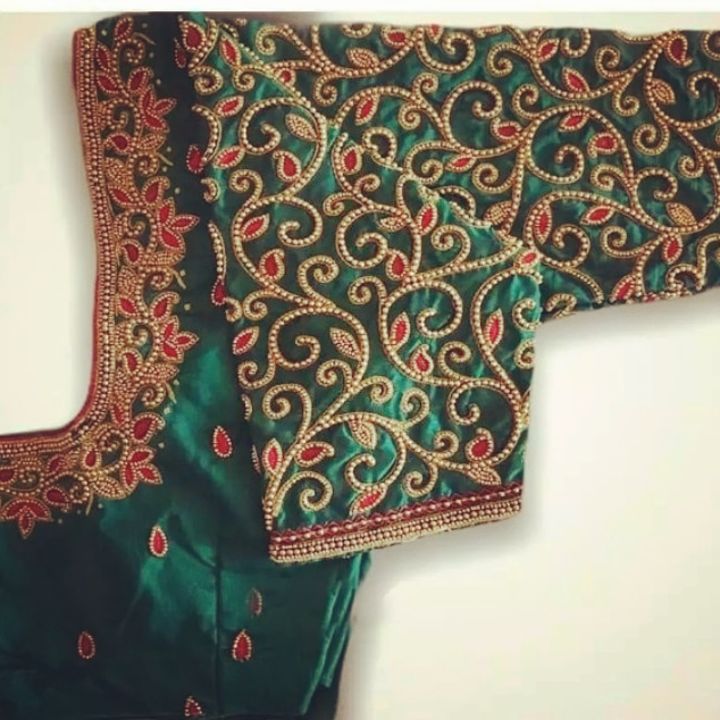 Mooti design uploaded by Aari blouse designs on 10/13/2021