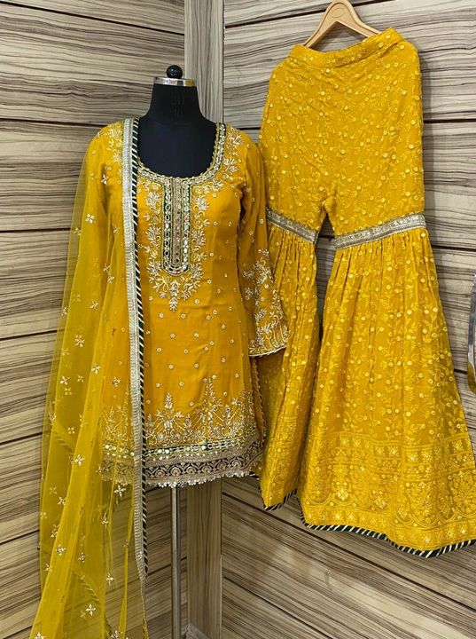 Shararra suits uploaded by Sanjiv Silk Store Phagwara on 10/14/2021