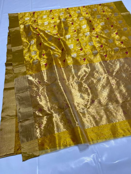 Pattu soft silk full jangla chanderi saree pure handloom uploaded by Afreen handloom sarees on 10/17/2021