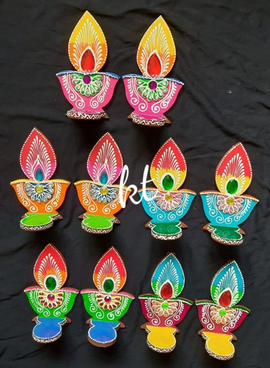 Per pair 300/- uploaded by Katiyani art collection on 10/17/2021