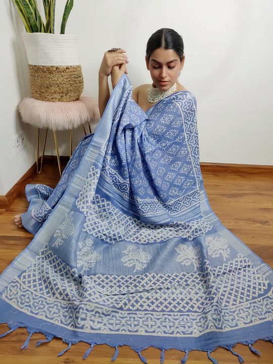 Linen saree uploaded by Khaatu cotton mulmul on 10/18/2021
