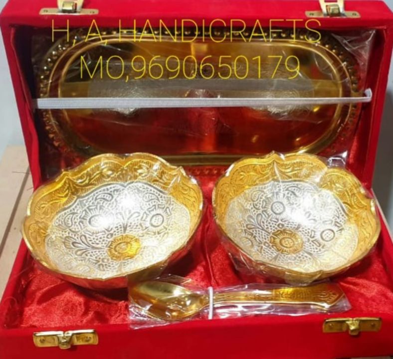 Dry fruits box  uploaded by Brass gifting items  on 10/18/2021