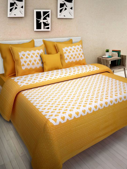 king size double bedsheets whit 2 pillow cover uploaded by BEDSHEETS on 10/19/2021