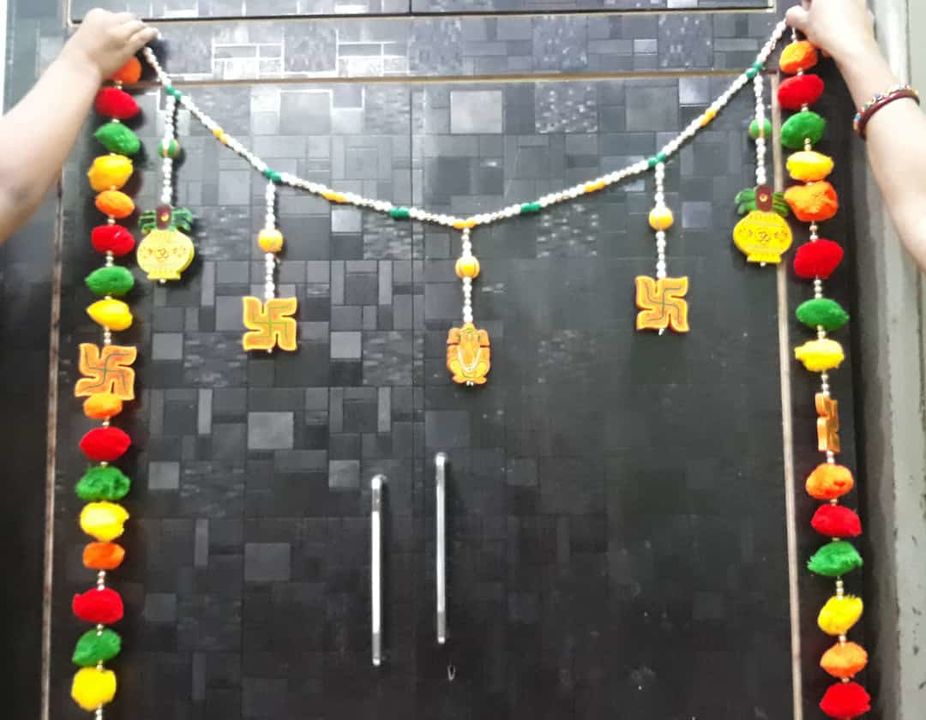 Diwali decorations bandarbar with side hanging  uploaded by Shyam sidhi on 10/19/2021
