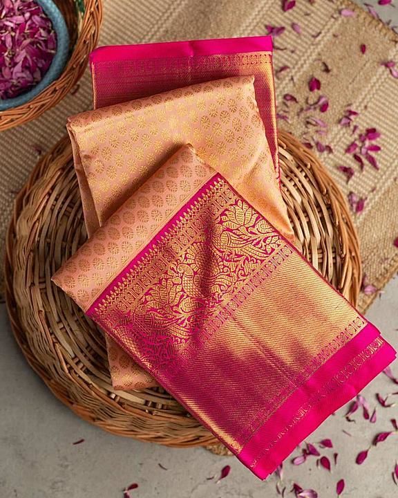 🥳*Kanchipuram Silks evoke reverence in any saree connoisseurs, as they exude a beautiful aura of el uploaded by Aswinicollections on 9/17/2020