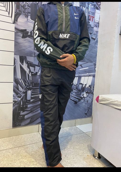 Post image I want 12 Pieces of is type ka tracksuit .
Below is the sample image of what I want.