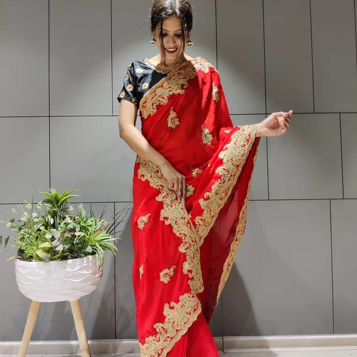 Karvachauth Special 1 MIN Ready To Wear Saree With Our Own Real Modeling😍😍😍*
 uploaded by Mishra woman kurti store on 10/20/2021