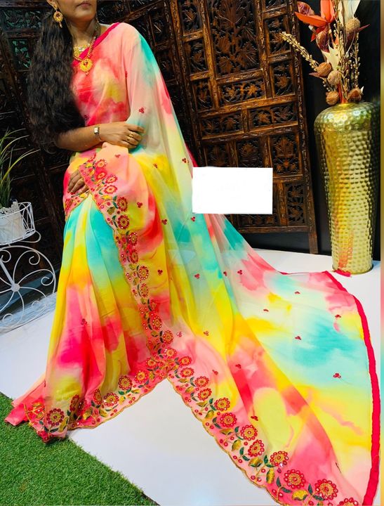 Saree uploaded by Pahal store on 10/21/2021