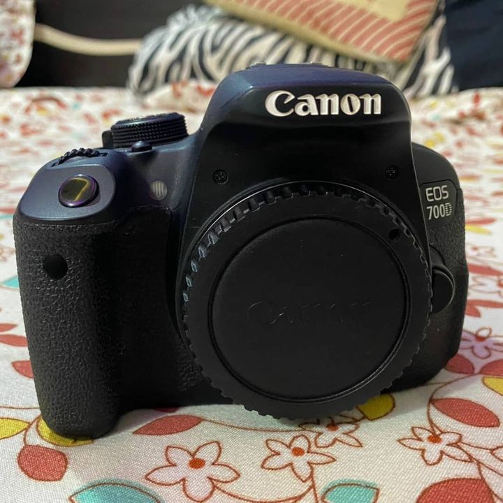 Canon EOS 700 D uploaded by business on 10/21/2021