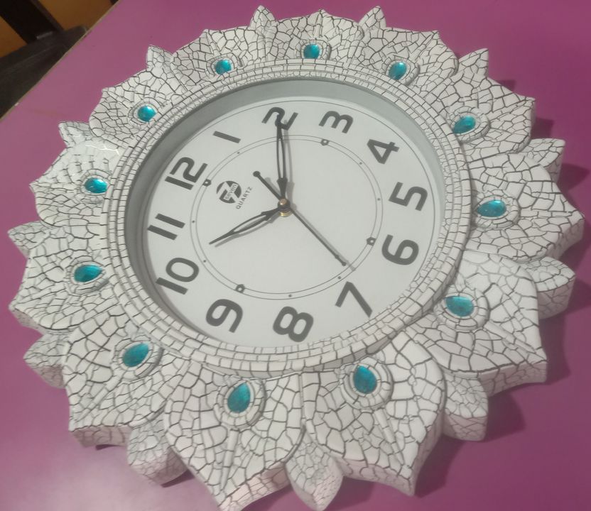 Wall clock uploaded by business on 10/21/2021