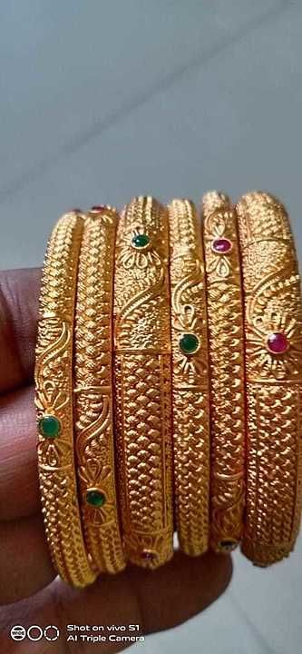 6 pic bangles uploaded by Sai art on 9/17/2020