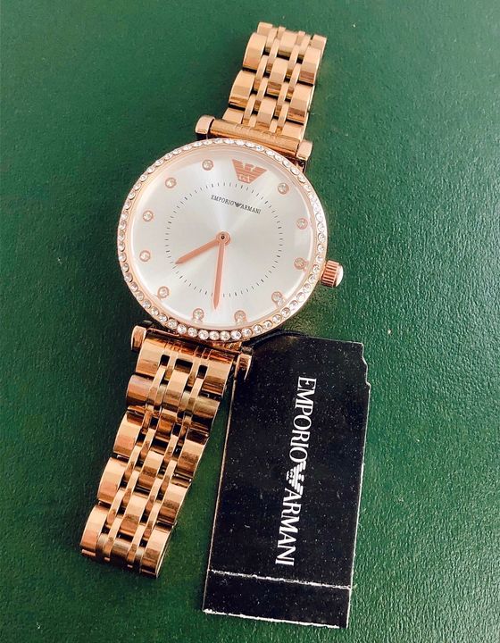 Wwxmn
For her battery operated analogue watch ⌚ good quality uploaded by XENITH D UTH WORLD on 10/25/2021