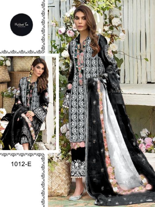 Post image *💖Superhit Design in Singles &amp; Multiples💖*
*Mehboob Tex*
*🌹CRIMSON PREMIUM LAWN COLLECTION*
New Black Colour
🔺TOP :- PURE LAWN COTTON WITH HEAVY SELF EMBRODERY 
🔺SLEEVES :- EMBROIDERED
🔺BOTTOM :- SEMI LAWN WITH EMBROIDERY 
🔺DUPATTA :- EMBRODERD NET
*✅Price : 1150/-*
*💫Multiples Pcs Available*
💐Ready Delivery
👇