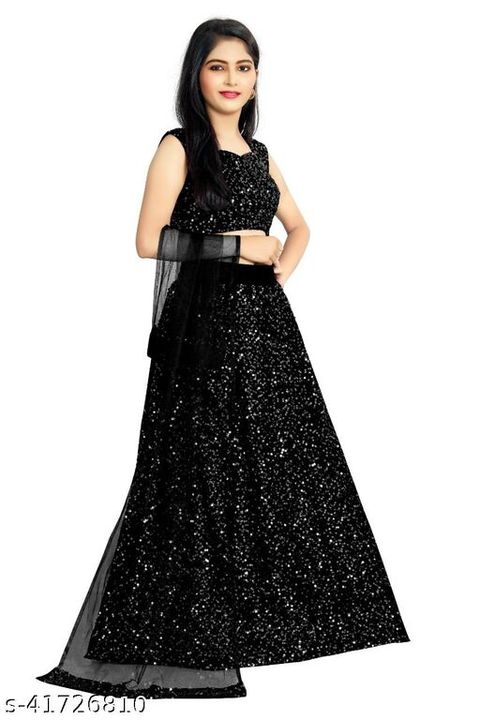 Women gowns uploaded by business on 10/27/2021