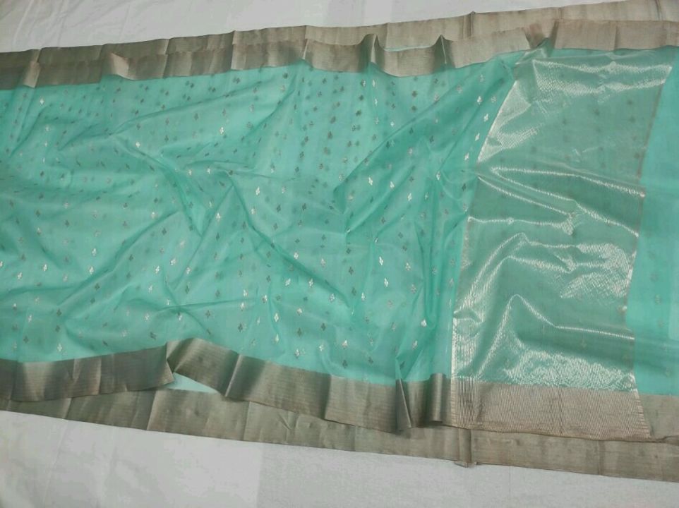 Post image I want 1 KGs of Chanderi handloom sarees.
Below are some sample images of what I want.