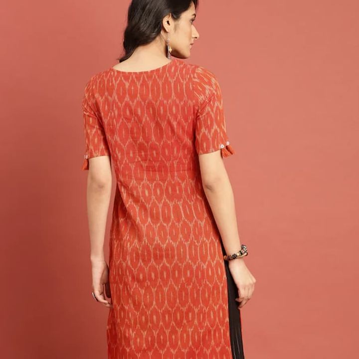 Product uploaded by Laprahandlooms on 10/27/2021