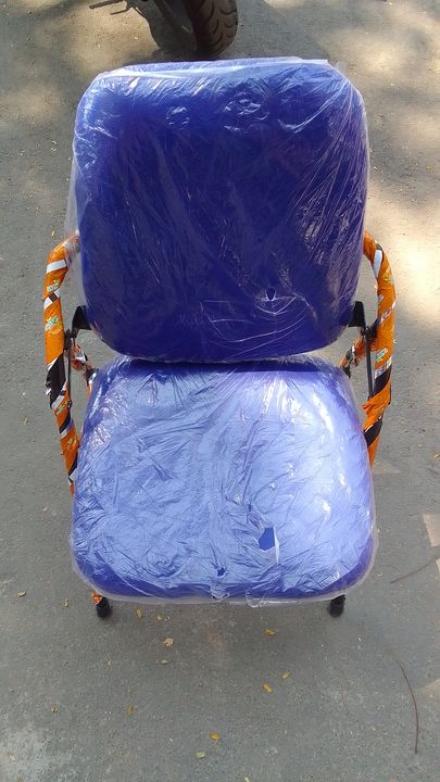 Foldable Black Metal padded chair uploaded by Vkumar Enterprises on 10/27/2021