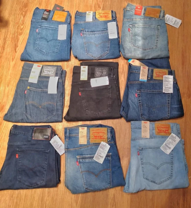 Levi's jeans uploaded by business on 10/28/2021