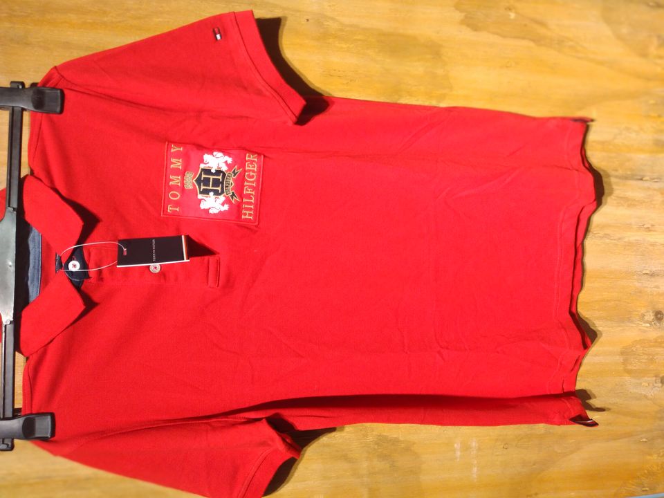 Tommy hilfiger collar tshirt  uploaded by business on 10/28/2021