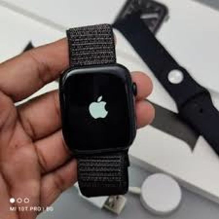 HT99 Apple Logo Series 6 Smartwatch uploaded by GK Gadgets on 10/28/2021
