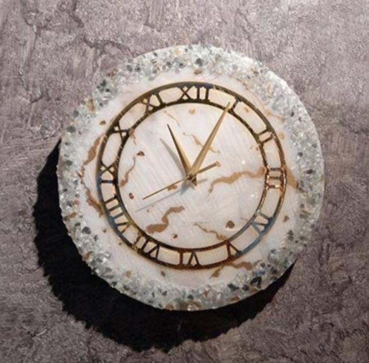 Resin wall clock  uploaded by business on 10/28/2021