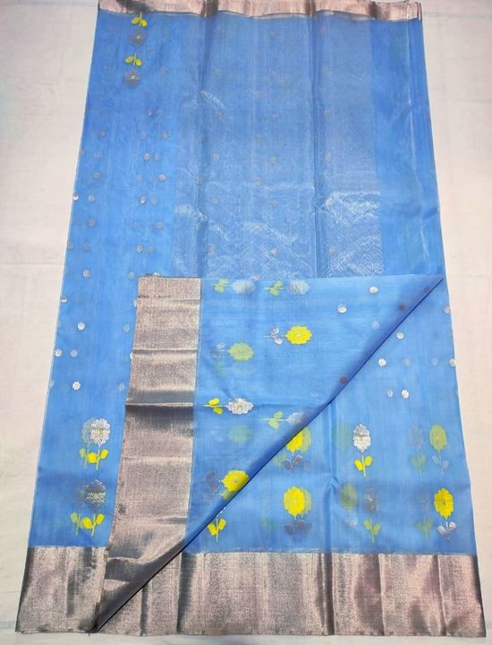 Post image I want 1 Metres of Chanderi handloom sarees.
Chat with me only if you offer COD.
Below is the sample image of what I want.