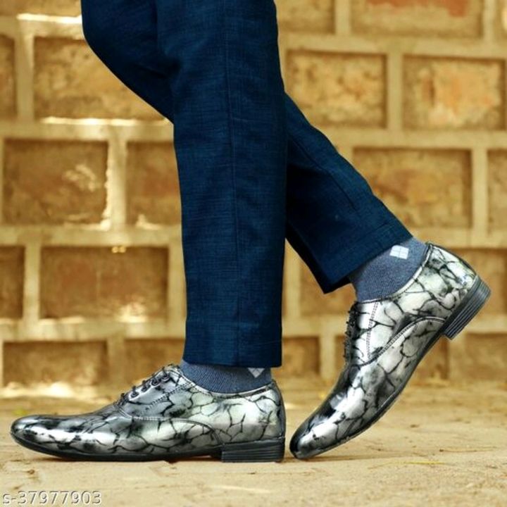 Trendy Men Casual Shoes uploaded by business on 10/29/2021