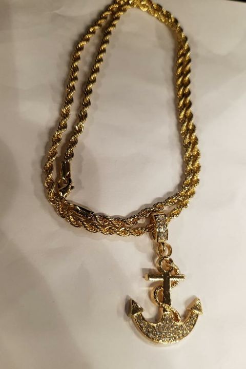XENXMb
 Imported nekchain  with pendant for man's Still less still
Studed pendant good quality uploaded by XENITH D UTH WORLD on 10/30/2021