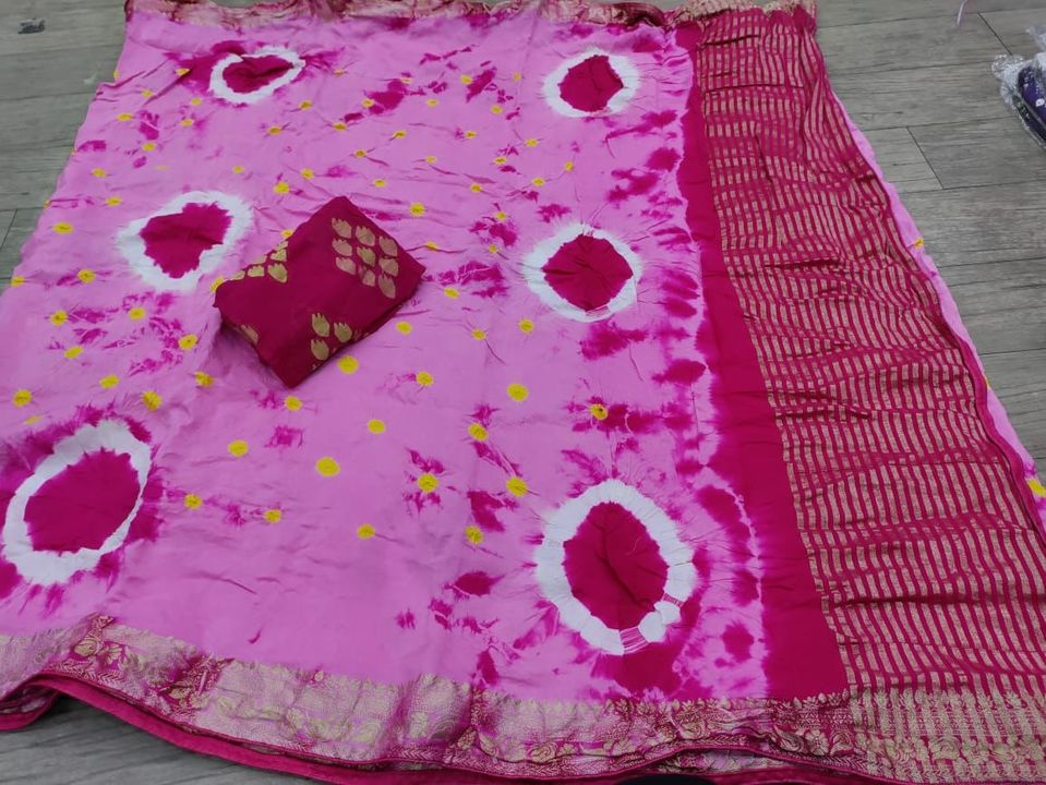 Product uploaded by Shree Shyam Saree's on 11/1/2021