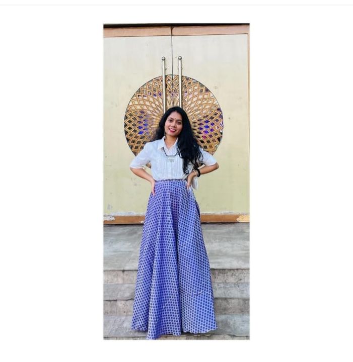 Post image Mujhe Shirt and long skirt ki 1 Pieces chahiye.
Mujhe jo product chahiye, neeche uski sample photo daali hain.
