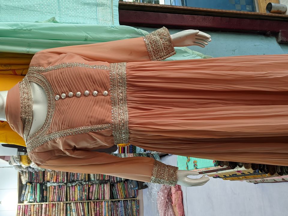 Gown uploaded by Manal fashion on 11/2/2021