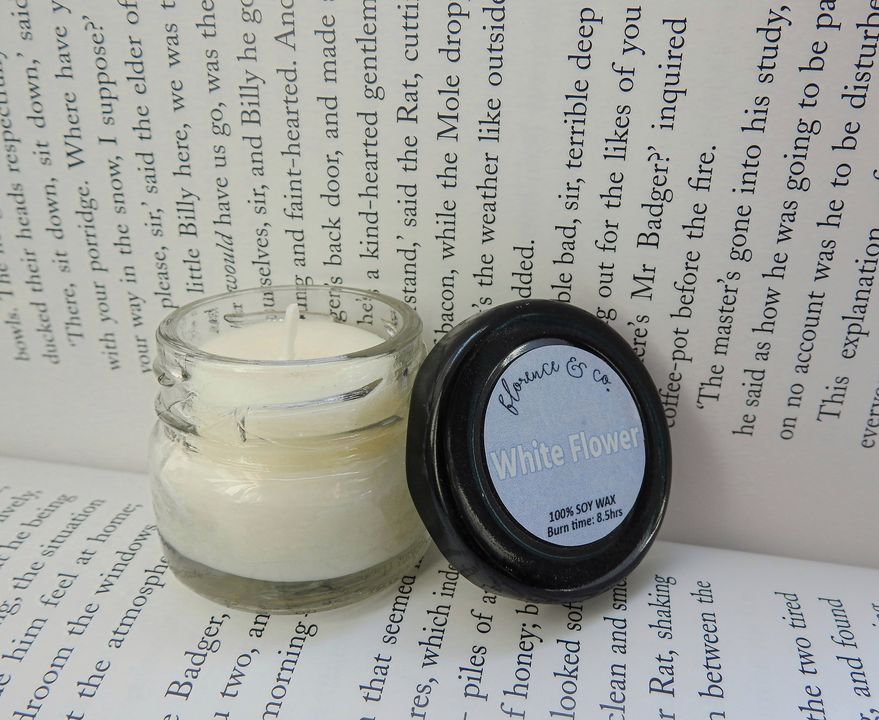 White Flower Scented Soy Wax Candle uploaded by Florence & Co. on 11/3/2021