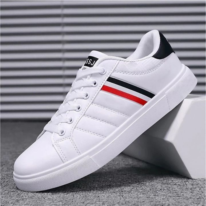 Men  sneakers contact me  uploaded by Ak collection on 11/6/2021