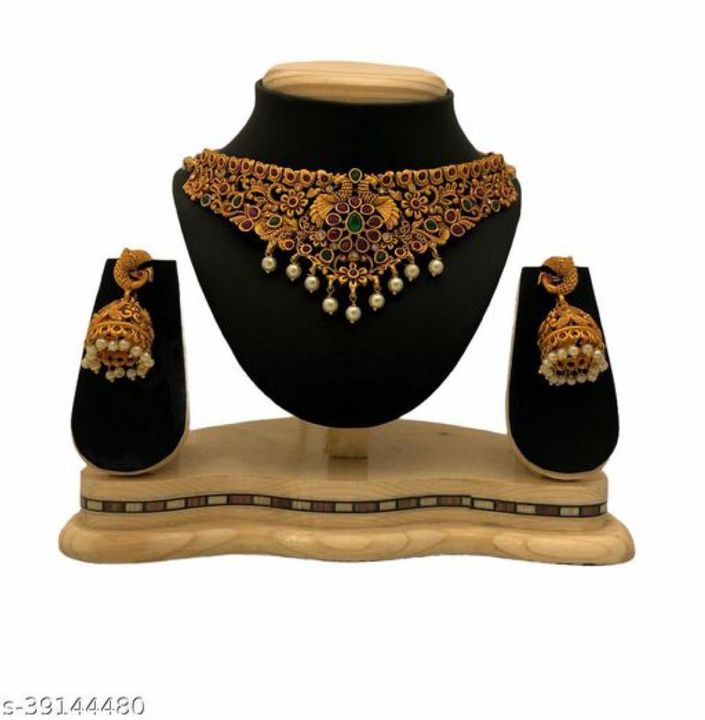 Diva Graceful Jewellery Sets uploaded by business on 11/6/2021