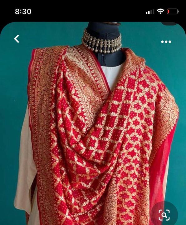 Post image I want 2 Metres of Mujhe ye dupatta chye 
.
Chat with me only if you offer COD.
Below is the sample image of what I want.