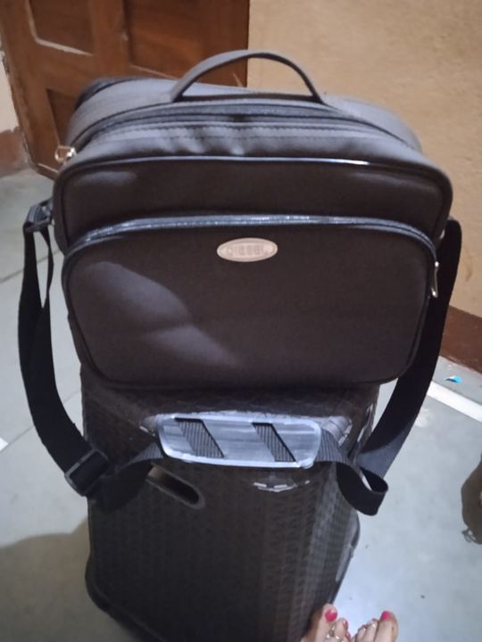डियूटी बैग uploaded by लावण्या बैग्स on 11/9/2021