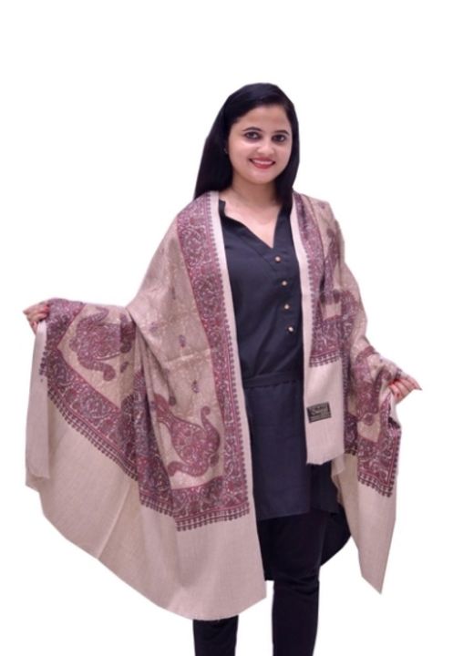 Women's wool printed winter shawls uploaded by business on 11/9/2021