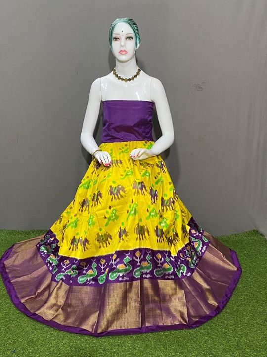 Product uploaded by Trendyhunt Handlooms on 11/10/2021