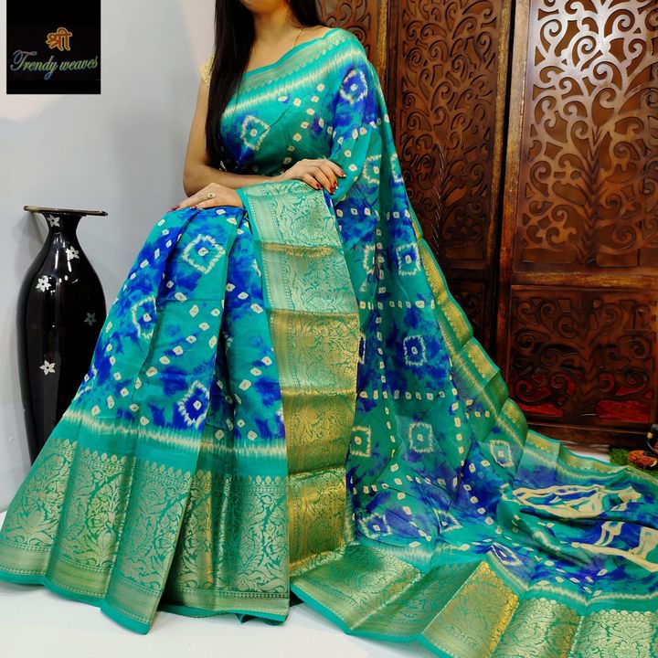 Post image 👉*SaRa Creations *👈
Beautiful linen chanderi  sarees 
Allover nice Bandini shibori design
Nice kanchi border and pallu
SRADS839291