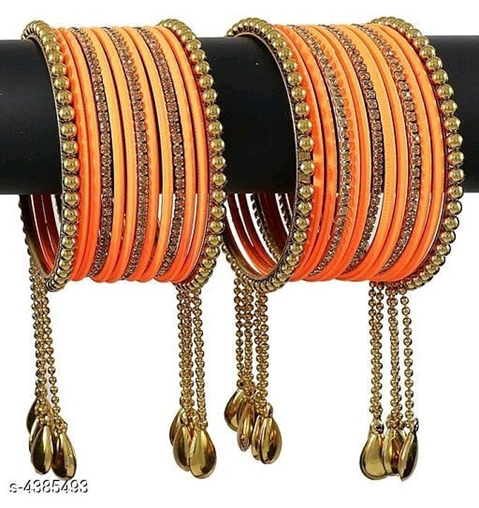 Stylish Women's Bracelets
Base Metal: Metal
Plating: Gold Plated
Sizing: Non-Adjustable
Type: Bangle uploaded by business on 9/20/2020