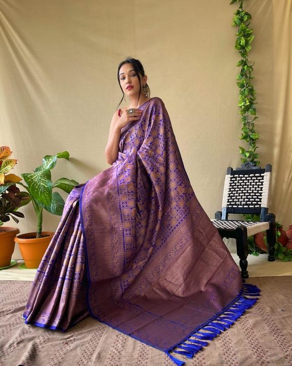Kanjivaram silk with original copper sari weaved uploaded by business on 11/13/2021