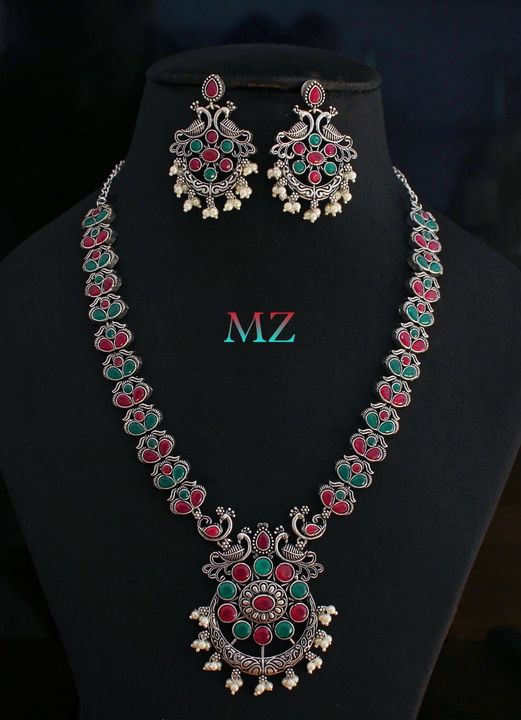 Oxidized necklace  uploaded by Makezak on 11/13/2021