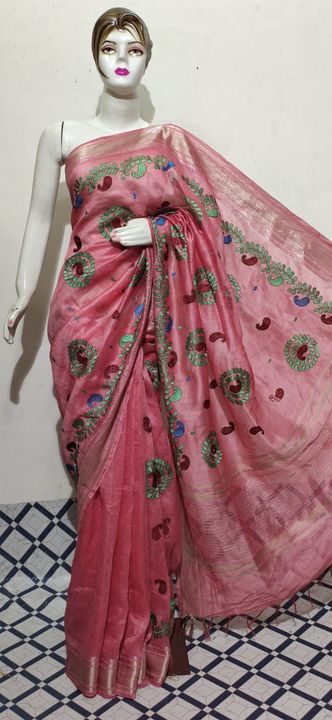 Post image I'm manufacturer of Bhagalpuri women's clothings❤️❤️
Beautiful embroidered saree.. For more detailsMy whatsapp no.9934818458