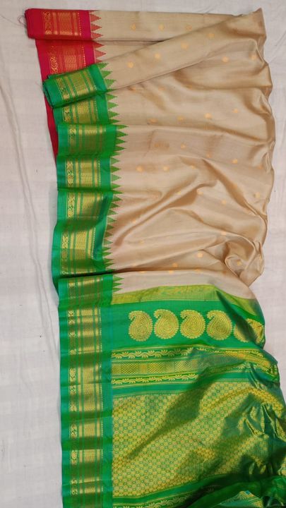 Product uploaded by Sanket sarees on 11/14/2021