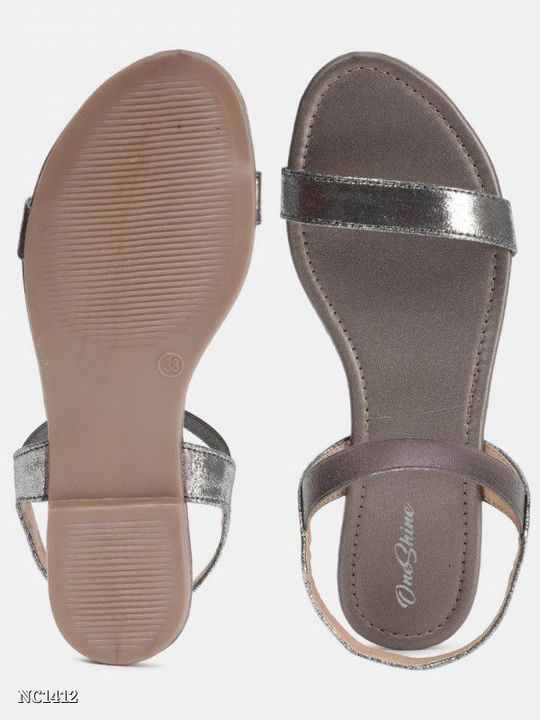 *NC Market* Oneshine flats

*Rs.300(online)*
*Rs.345(cod)*
*whatsapp.*

Sizes: 36,37,38,39 uploaded by NC Market on 11/14/2021