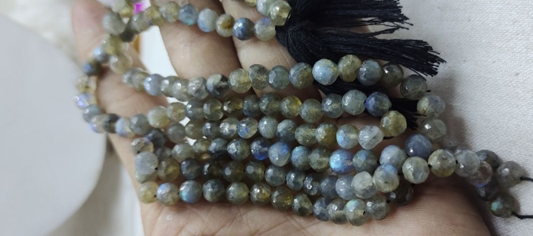 Madariya impex natural beads