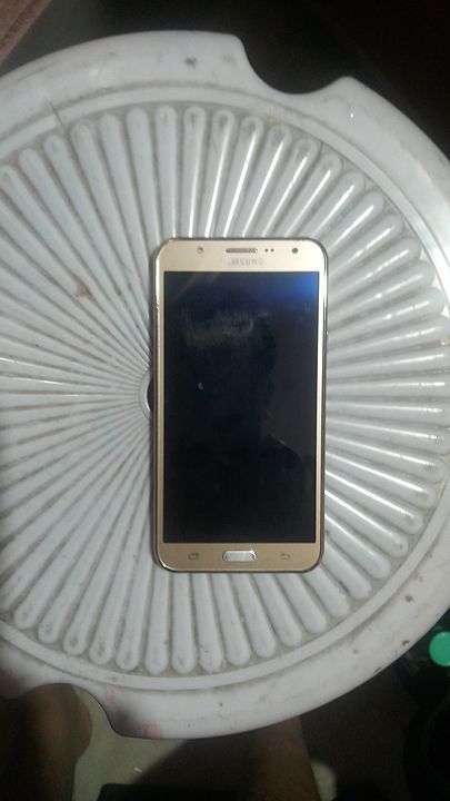 Samsung j7 secondhand mobile uploaded by business on 9/20/2020